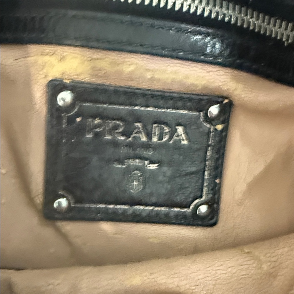 Prada Black Leather Shoulder Bag with Oval Accent - Picture 2 of 2